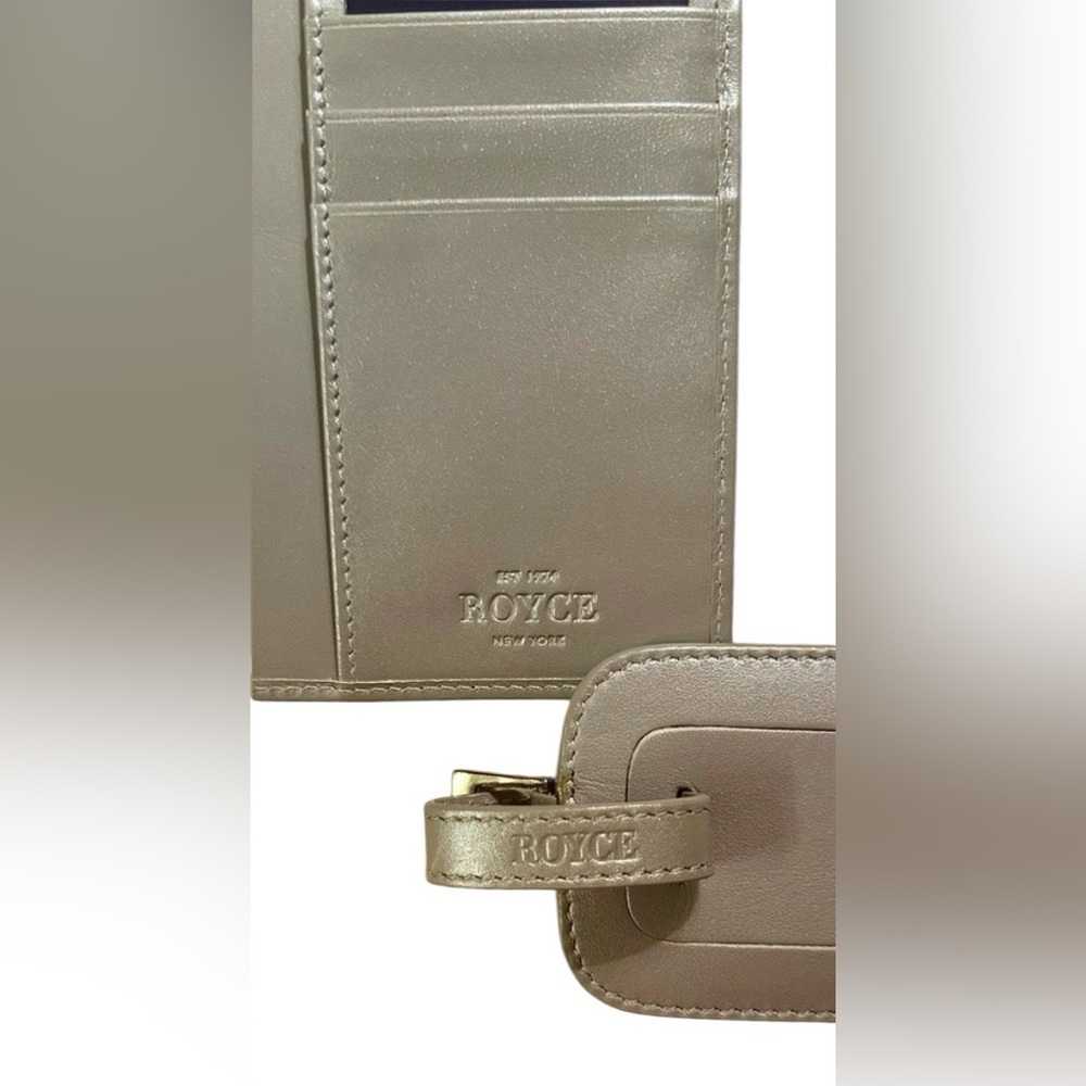 NWOT ROYCE New York Gray Leather Travel Set- Passport Holder & Luggage Tag - Picture 4 of 5